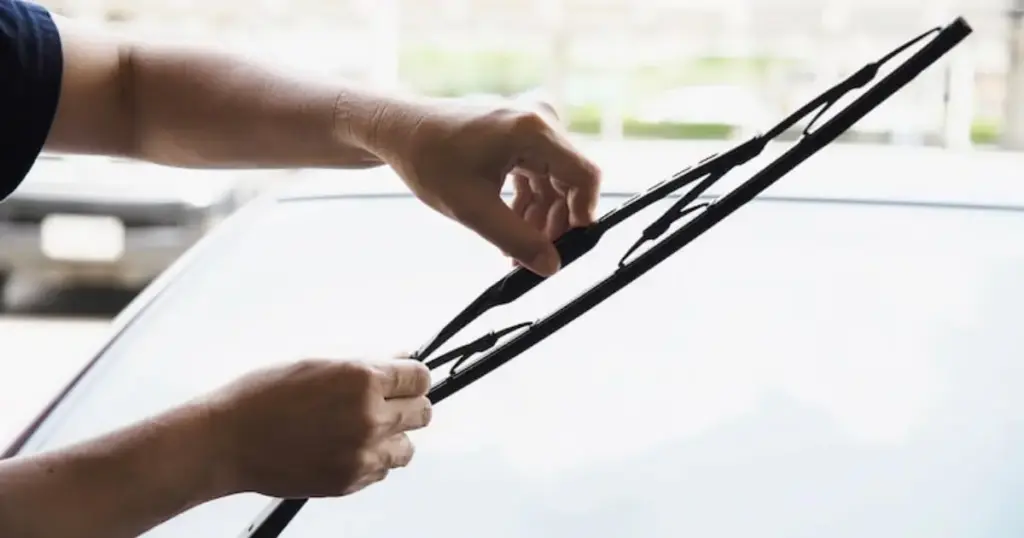 Different kinds of attachments for wiper arms